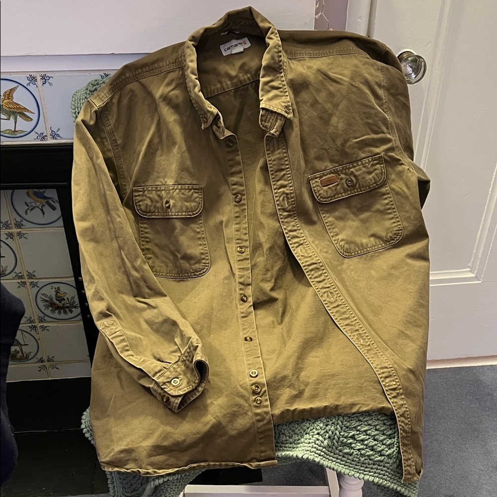 Men’s Carhartt Heavy Button-Down - XL in a greenish brown